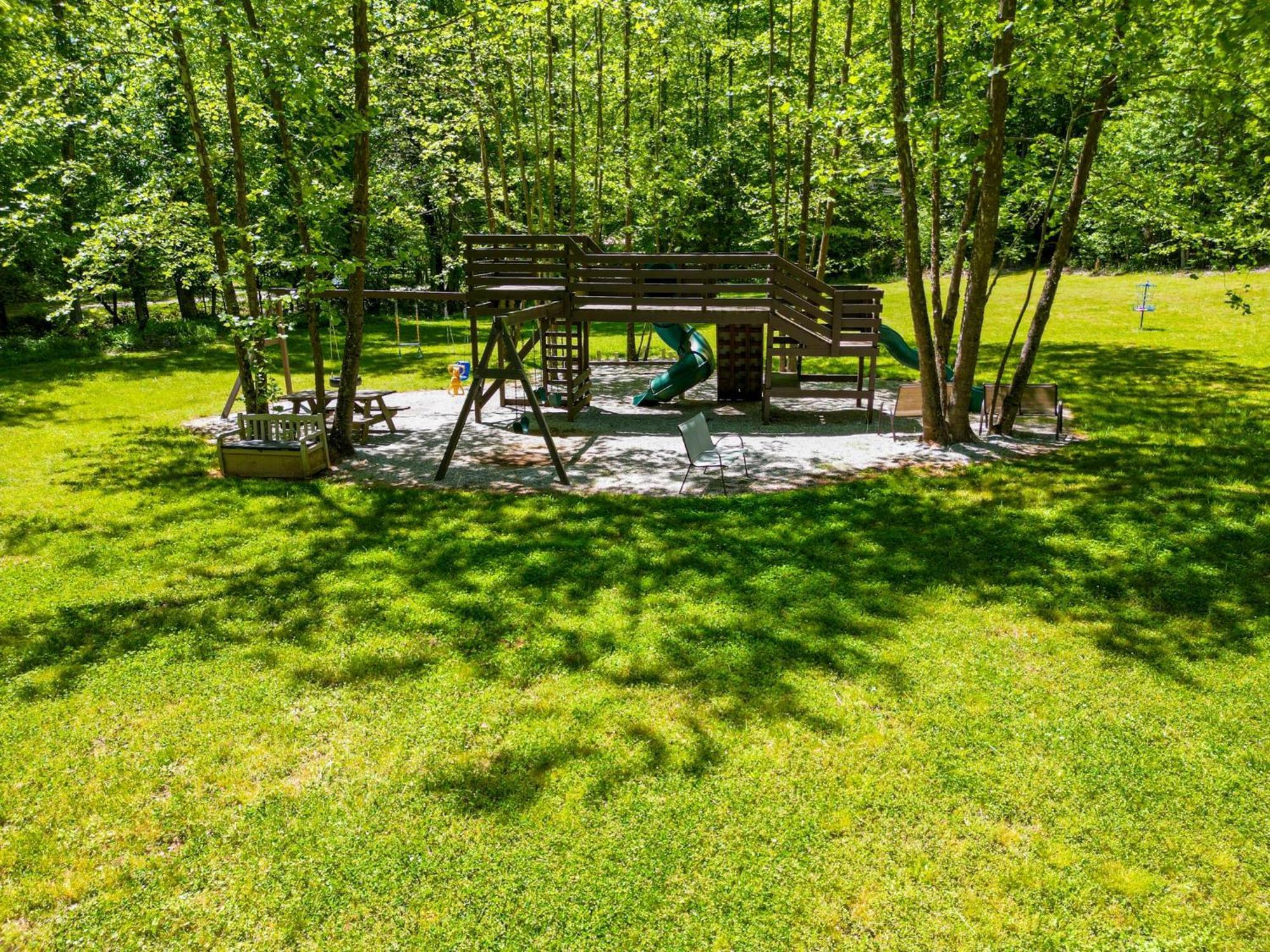 New Listing! Wine Country Retreat - 2 Bed, Hot Tub Villa ดาห์ลอนีกา ภายนอก รูปภาพ