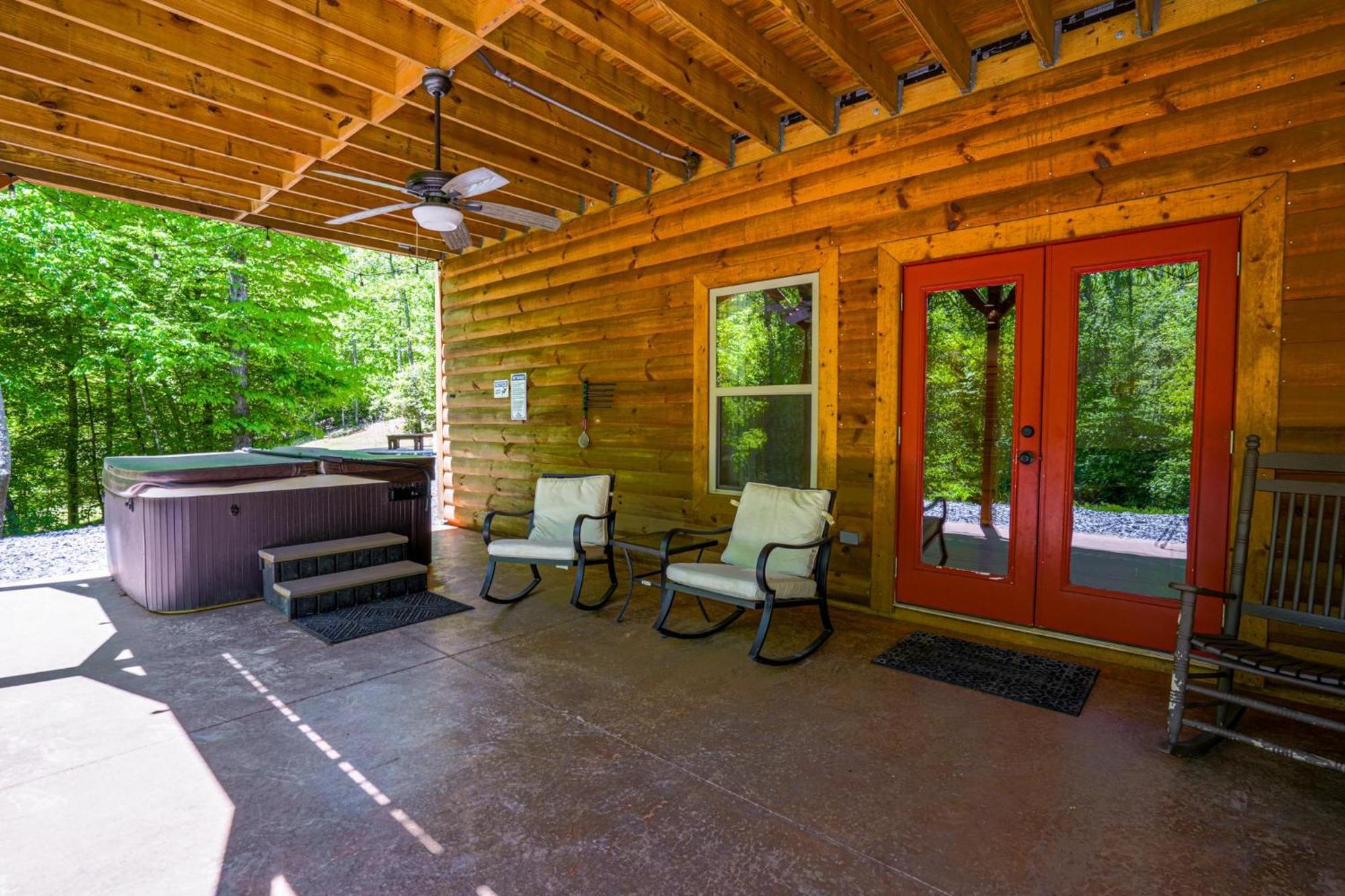 New Listing! Wine Country Retreat - 2 Bed, Hot Tub Villa ดาห์ลอนีกา ภายนอก รูปภาพ