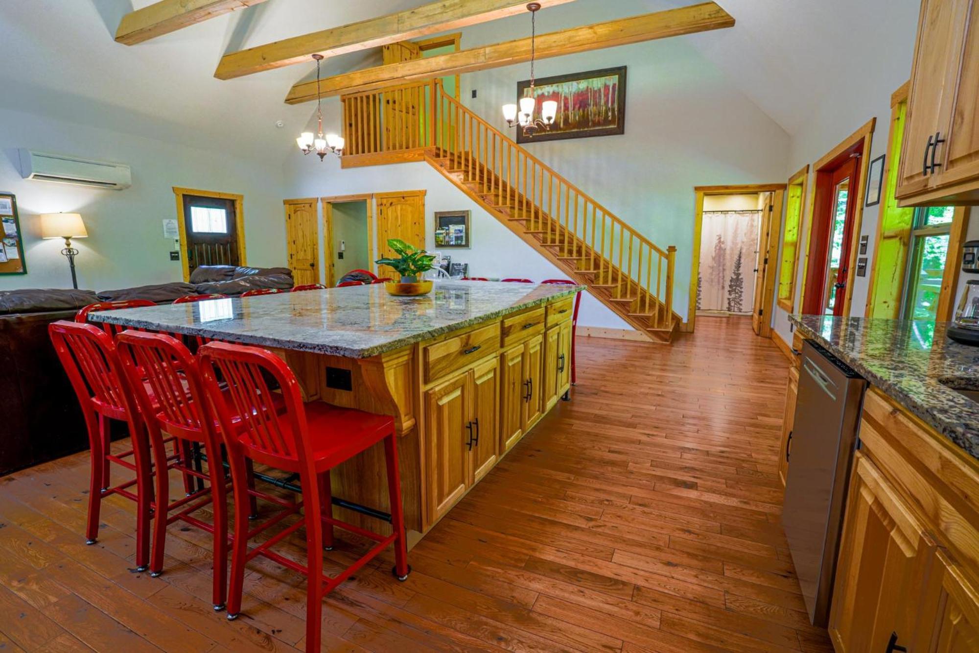 New Listing! Wine Country Retreat - 2 Bed, Hot Tub Villa ดาห์ลอนีกา ภายนอก รูปภาพ